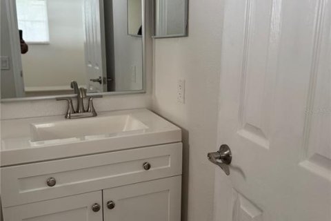 Villa ou maison à louer à Spring Hill, Floride: 2 chambres, 119.01 m2 № 2420260 - photo 20