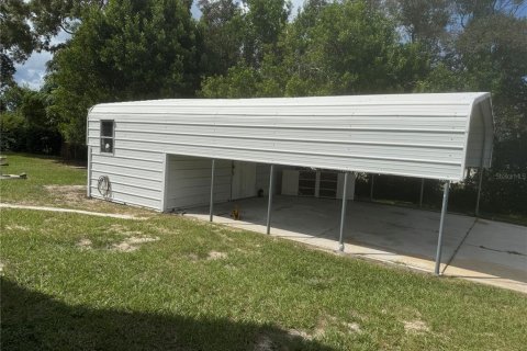 Villa ou maison à louer à Spring Hill, Floride: 2 chambres, 119.01 m2 № 2420260 - photo 2