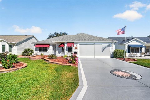 Villa ou maison à The Villages, Floride 3 chambres, 144.46 m2 № 2399394