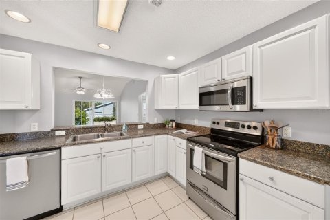 Villa ou maison à vendre à The Villages, Floride: 3 chambres, 144.46 m2 № 2399394 - photo 8