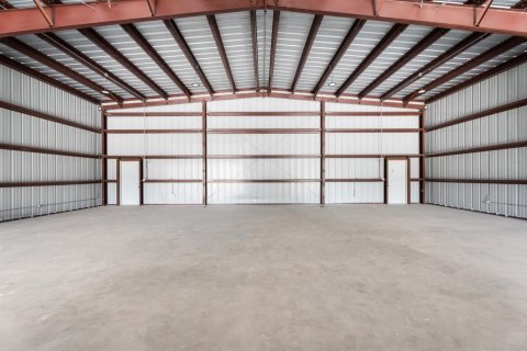 Propiedad comercial en venta en St. Lucie, Florida № 2083097 - foto 21