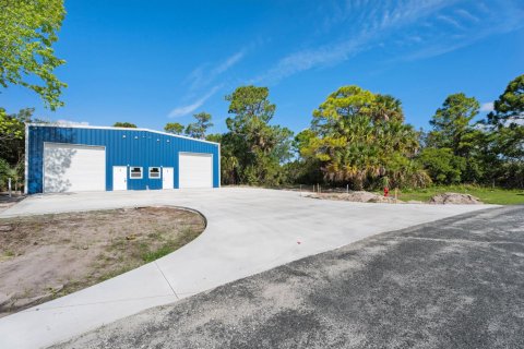 Propiedad comercial en venta en St. Lucie, Florida № 2083097 - foto 4