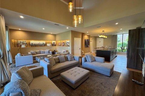 Adosado en venta en Kissimmee, Florida, 3 dormitorios, 203.92 m2 № 1826514 - foto 21