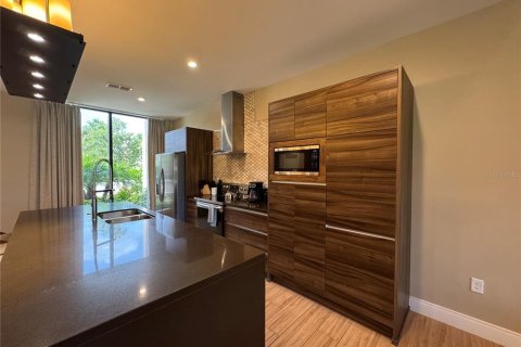 Adosado en venta en Kissimmee, Florida, 3 dormitorios, 203.92 m2 № 1826514 - foto 15