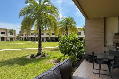 Adosado en venta en Kissimmee, Florida, 3 dormitorios, 203.92 m2 № 1826514 - foto 23