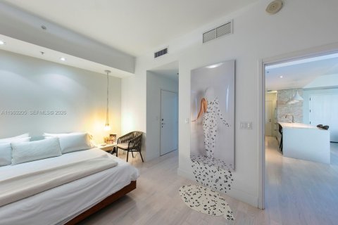 Condo in Miami Beach, Florida, 2 bedrooms  № 2020138 - photo 8