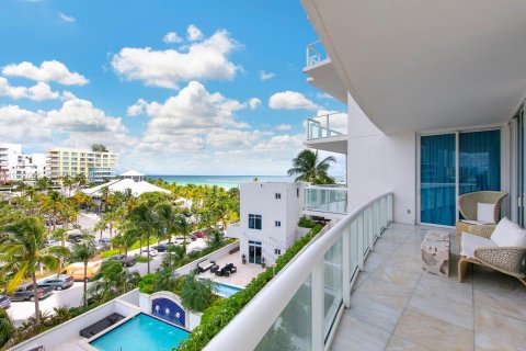Condo in Miami Beach, Florida, 2 bedrooms  № 2020138 - photo 6