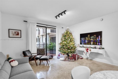 Copropriété à louer à Coral Gables, Floride: 1 chambre, 76.92 m2 № 1987409 - photo 9