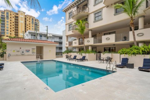 Copropriété à louer à Coral Gables, Floride: 1 chambre, 76.92 m2 № 1987409 - photo 20