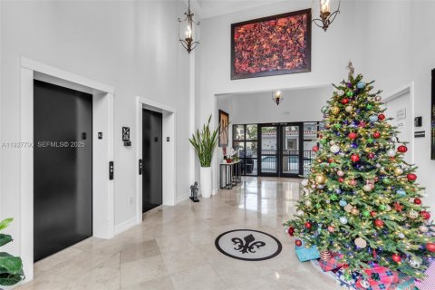Copropriété à louer à Coral Gables, Floride: 1 chambre, 76.92 m2 № 1987409 - photo 2