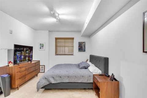 Copropriété à louer à Coral Gables, Floride: 1 chambre, 76.92 m2 № 1987409 - photo 13