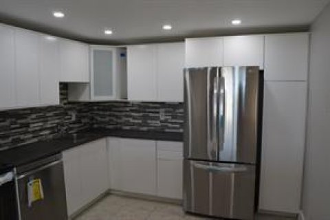 Condo à North Miami, Floride, 2 chambres  № 2084443