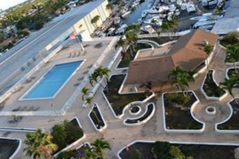 Copropriété à vendre à North Miami, Floride: 2 chambres, 97.55 m2 № 2084443 - photo 10