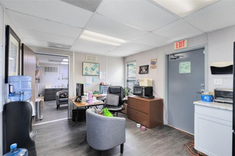 Propiedad comercial en venta en Apopka, Florida № 1242553 - foto 5