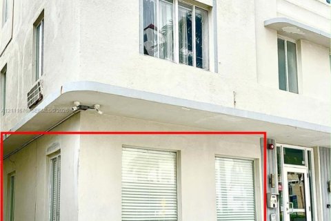 Снять в аренду кондоминиум в Майами-Бич, Флорида 33.44м2, № 2431264 - фото 3