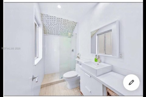 Снять в аренду кондоминиум в Майами-Бич, Флорида 33.44м2, № 2431264 - фото 10