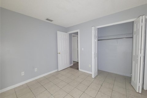 Villa ou maison à louer à Orlando, Floride: 4 chambres, 141.68 m2 № 2388757 - photo 17