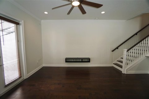 Touwnhouse à louer à Tampa, Floride: 3 chambres, 142.6 m2 № 2151240 - photo 4
