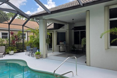 House in Port St. Lucie, Florida 2 bedrooms, 220.18 sq.m. № 2087037 - photo 26