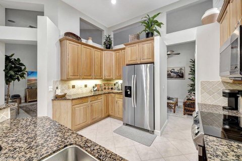 House in Port St. Lucie, Florida 2 bedrooms, 220.18 sq.m. № 2087037 - photo 19