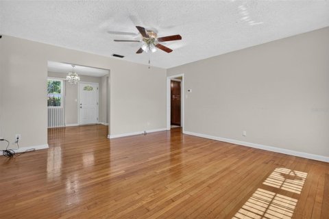 House in Jacksonville, Florida 3 bedrooms, 115.85 sq.m. № 2429368 - photo 7