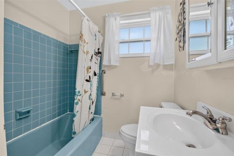 House in Jacksonville, Florida 3 bedrooms, 115.85 sq.m. № 2429368 - photo 29