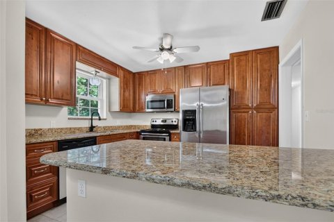 House in Jacksonville, Florida 3 bedrooms, 115.85 sq.m. № 2429368 - photo 14