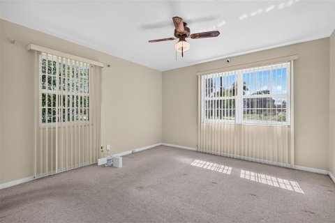 House in Jacksonville, Florida 3 bedrooms, 115.85 sq.m. № 2429368 - photo 21
