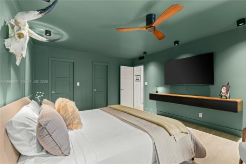 Condo in Wilton Manors, Florida, 2 bedrooms  № 2051545 - photo 15