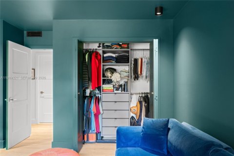 Condo in Wilton Manors, Florida, 2 bedrooms  № 2051545 - photo 22