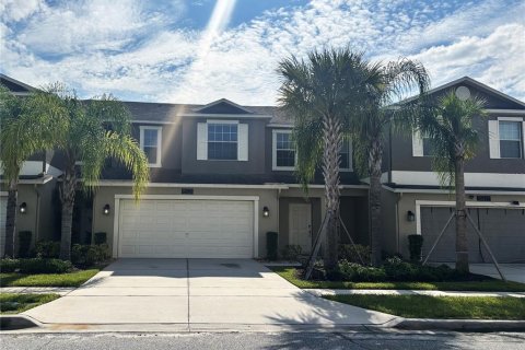 Townhouse in Orlando, Florida 4 bedrooms, 205.13 sq.m. № 1919542 - photo 1