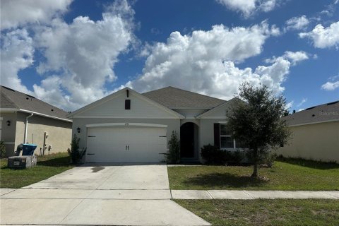 House in Davenport, Florida 4 bedrooms, 173.45 sq.m. № 2096922