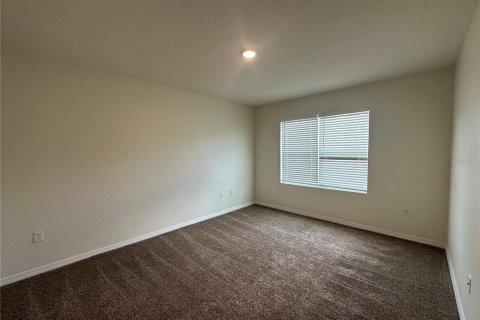 House in Davenport, Florida 4 bedrooms, 173.45 sq.m. № 2096922 - photo 13