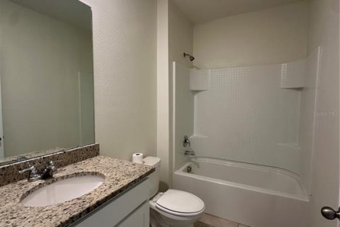 House in Davenport, Florida 4 bedrooms, 173.45 sq.m. № 2096922 - photo 6