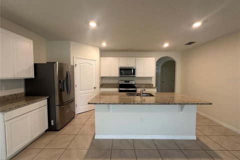 House in Davenport, Florida 4 bedrooms, 173.45 sq.m. № 2096922 - photo 9