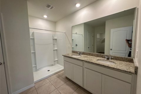 House in Davenport, Florida 4 bedrooms, 173.45 sq.m. № 2096922 - photo 14