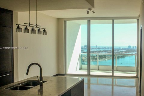 Condominio en venta en Miami, Florida, 1 dormitorio, 84.73 m2 № 1708466 - foto 10