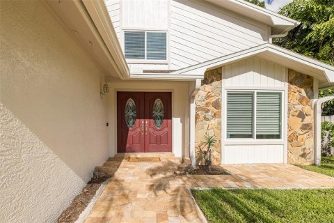 House in Clearwater, Florida 5 bedrooms, 232.63 sq.m. № 1855762 - photo 3
