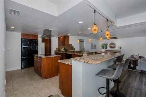 House in Clearwater, Florida 5 bedrooms, 232.63 sq.m. № 1855762 - photo 10