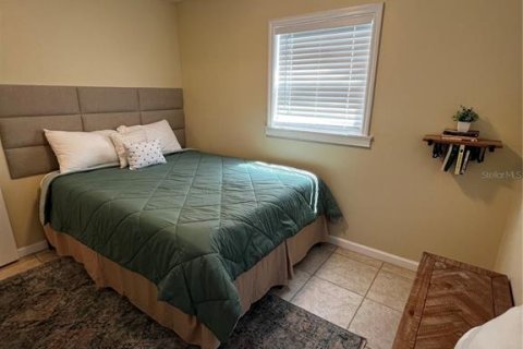 Casa en alquiler en San Mateo, Florida, 3 dormitorios, 92.9 m2 № 2111202 - foto 4
