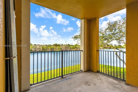 Copropriété à vendre à Miramar, Floride: 3 chambres, 105.91 m2 № 1989116 - photo 28