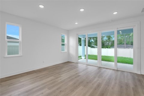House in Palm Coast, Florida 4 bedrooms, 168.15 sq.m. № 2100800 - photo 10