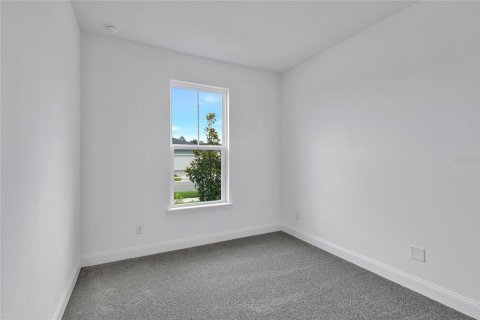House in Palm Coast, Florida 4 bedrooms, 168.15 sq.m. № 2100800 - photo 3