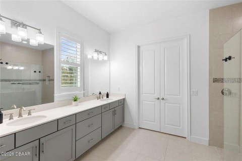House in Port Orange, Florida 4 bedrooms, 229.28 sq.m. № 2093180 - photo 19