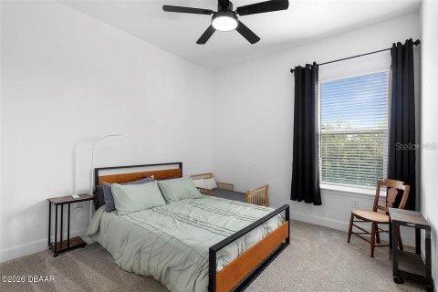 House in Port Orange, Florida 4 bedrooms, 229.28 sq.m. № 2093180 - photo 25