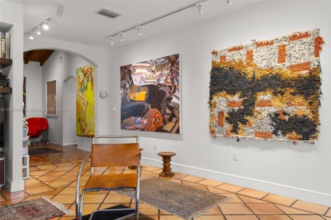 Casa en venta en Miami Shores, Florida, 3 dormitorios, 214.79 m2 № 1965871 - foto 15