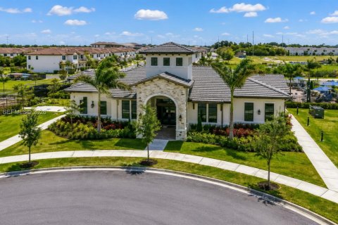 Touwnhouse à vendre à Homestead, Floride: 3 chambres, 137.77 m2 № 2436139 - photo 3