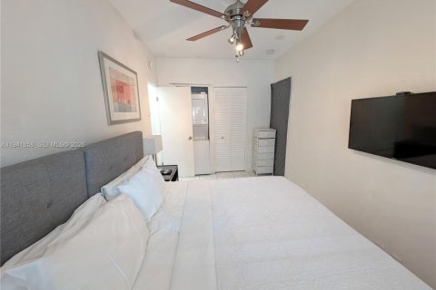 Condominio en venta en Hollywood, Florida, 4 dormitorios, 138.15 m2 № 2152747 - foto 28
