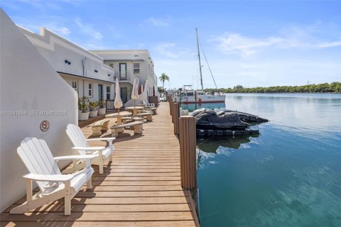 Condominio en venta en Hollywood, Florida, 4 dormitorios, 138.15 m2 № 2152747 - foto 3
