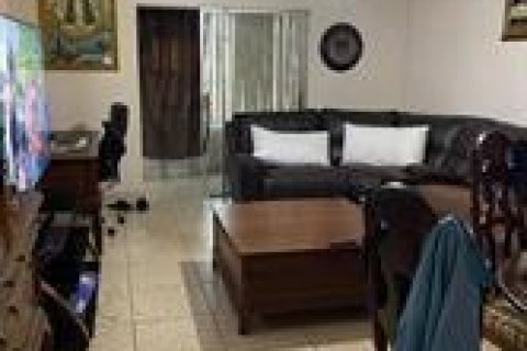 Copropriété à vendre à Fort Lauderdale, Floride: 1 chambre, 77.67 m2 № 2182562 - photo 5